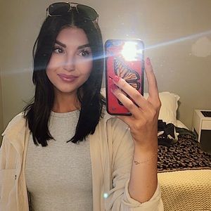 Meet your Posher, Isabelle